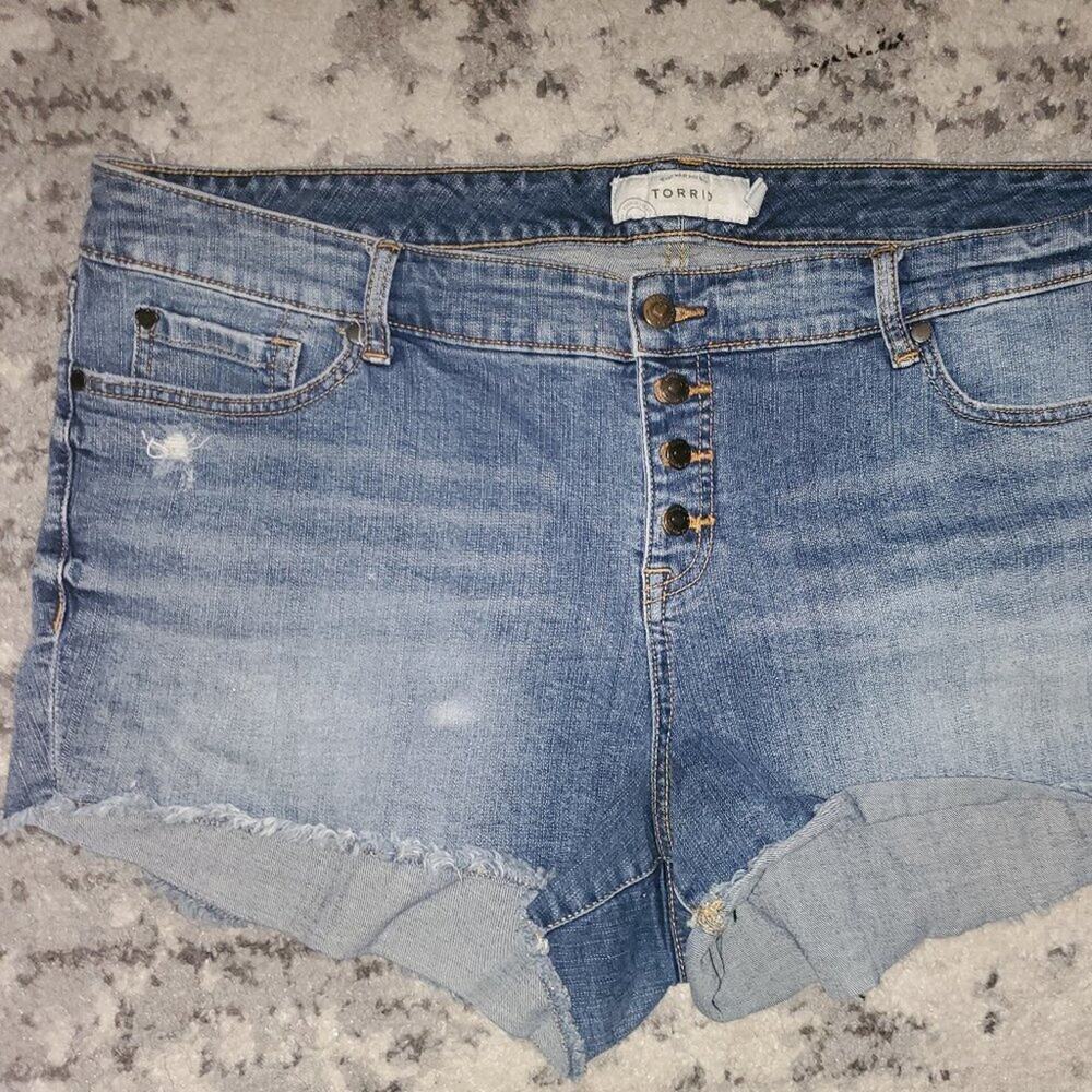 Torrid Jean Shorts || Distressed Cut offs || sz 20
